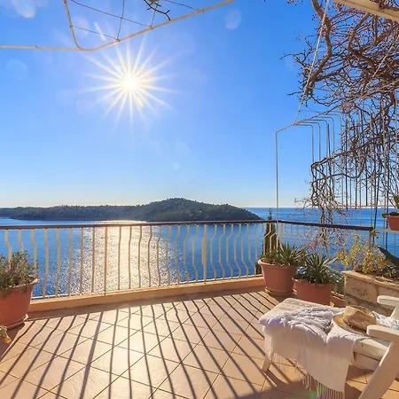 Hedera Estate, Hedera A17 Apartman