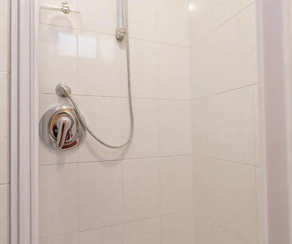 Hedera Estate, Hedera A17 Dubrovník